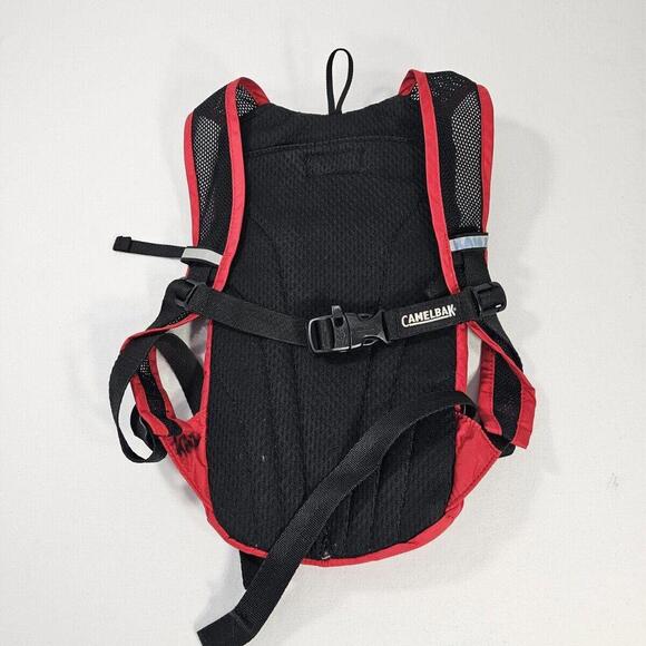 CamelBak Mini M.U.L.E Kids Hydration Hiking Backpack 50 oz Red/flames No Bladder - Picture 4 of 7